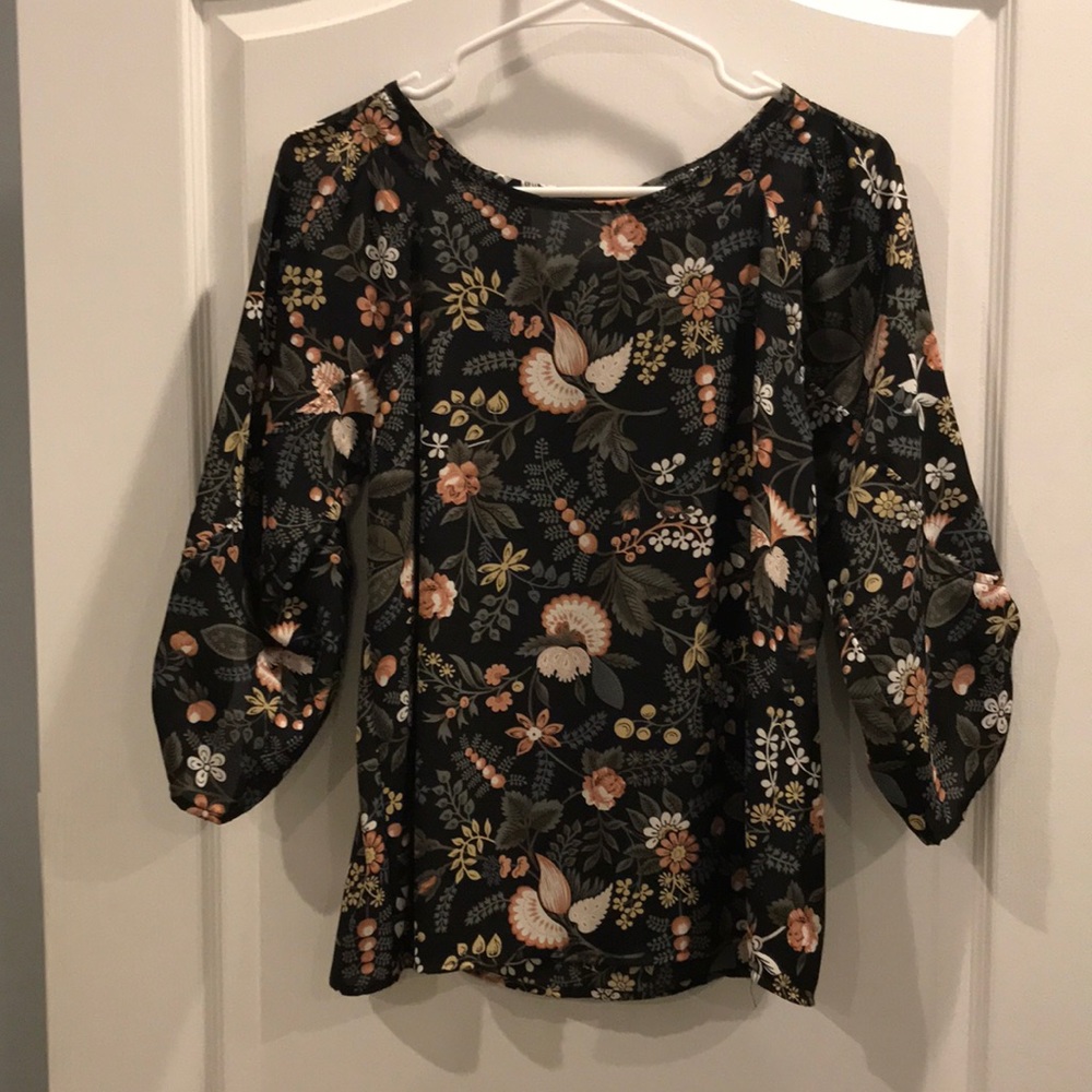 Papermoon Nevila Crew Neck Blouse